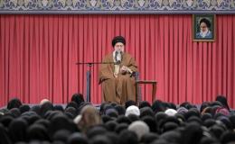 دیدار هزاران نفر از زنان و دختران با رهبر انقلاب