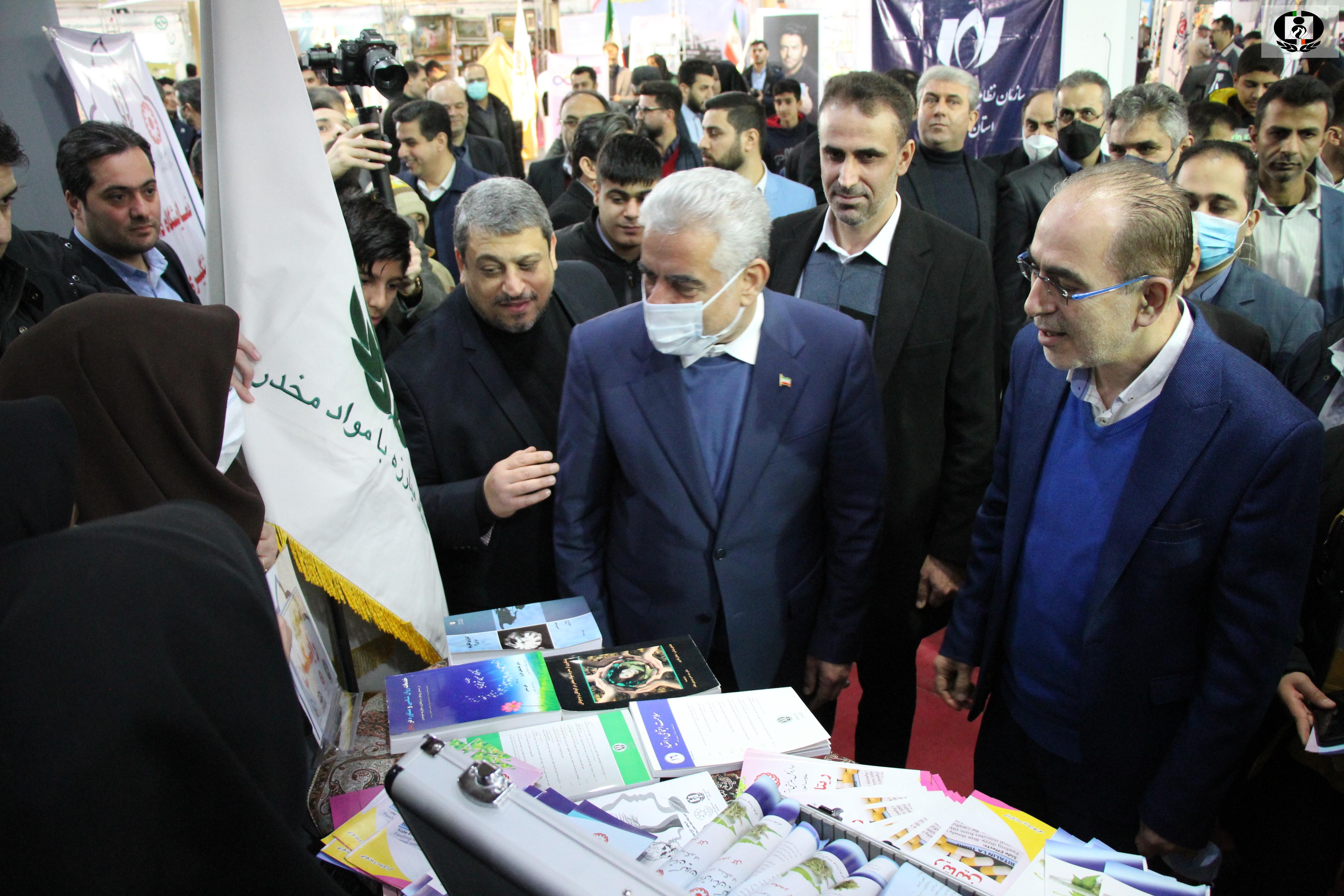 برپایی غرفه پیشگیری از اعتیاد در نمایشگاه خدمات کسب و کار استان گیلان