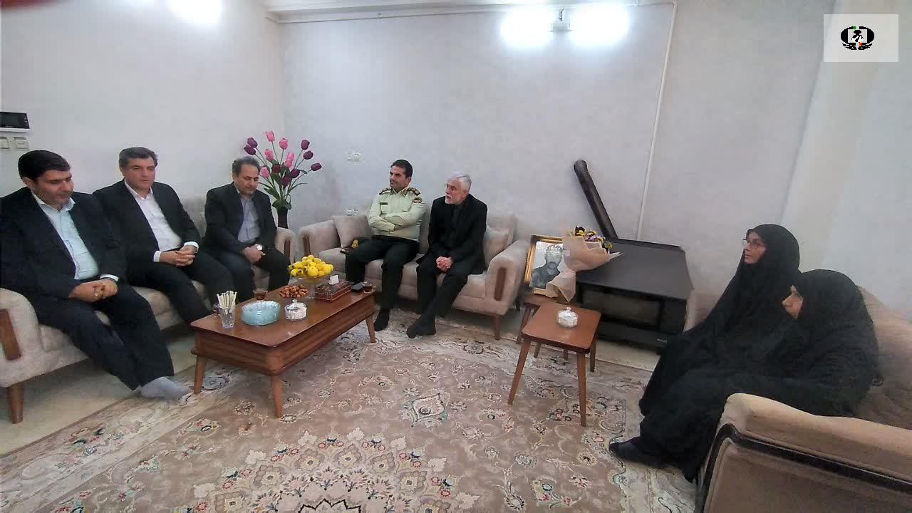 دیدار با خانواده شهید مبارزه با مواد مخدر در خراسان شمالی