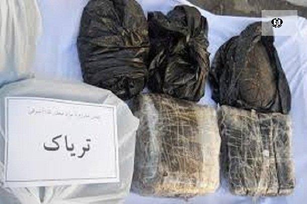 ضربه پلیس زنجان به سوداگران مرگ، کشف ۴ کیلو مواد مخدر