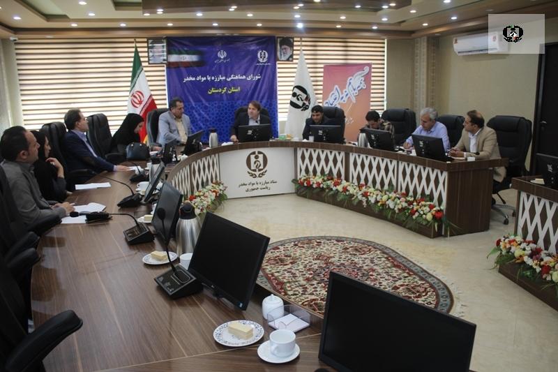 شروع برنامه های هفته مبارزه با مواد مخدر در مساجد شهر و روستاهای استان کردستان