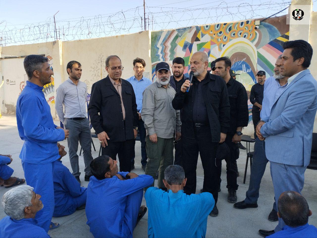 وزیر کشور از روند احداث دهکده سلامت و مرکز ماده 16 سیستان و بلوچستان بازدید کرد