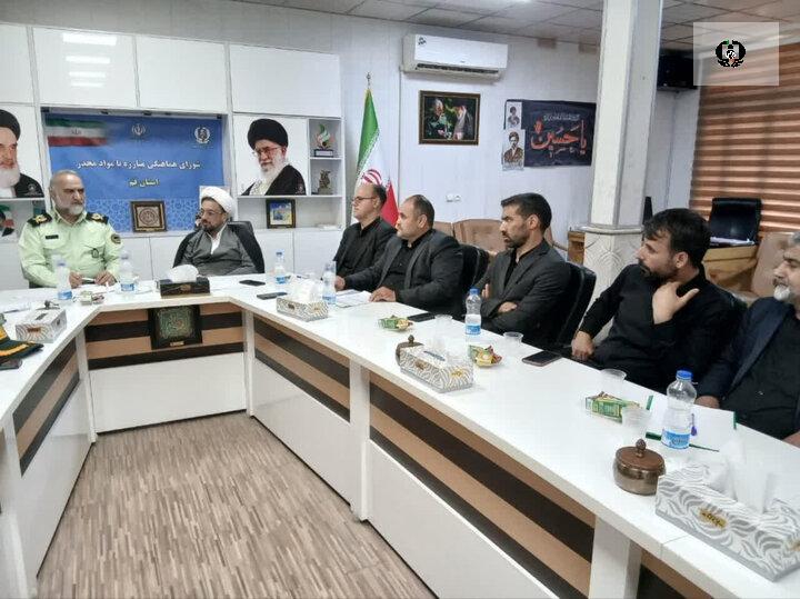 مقابله نیروی انتظامی قم با کشت گلخانه&zwnj;ای مواد مخدر/ ۲۸ عطاری متخلف پلمب شد