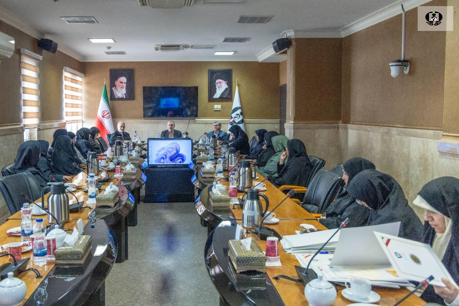 مادران و زنان این مرز و بوم "قهرمانان گمنام" در عرصه مبارزه با مواد مخدر هستند/ آگاهی مادران منجر به سپر دفاعی فرزندان در برابر اعتیاد می&zwnj;شود