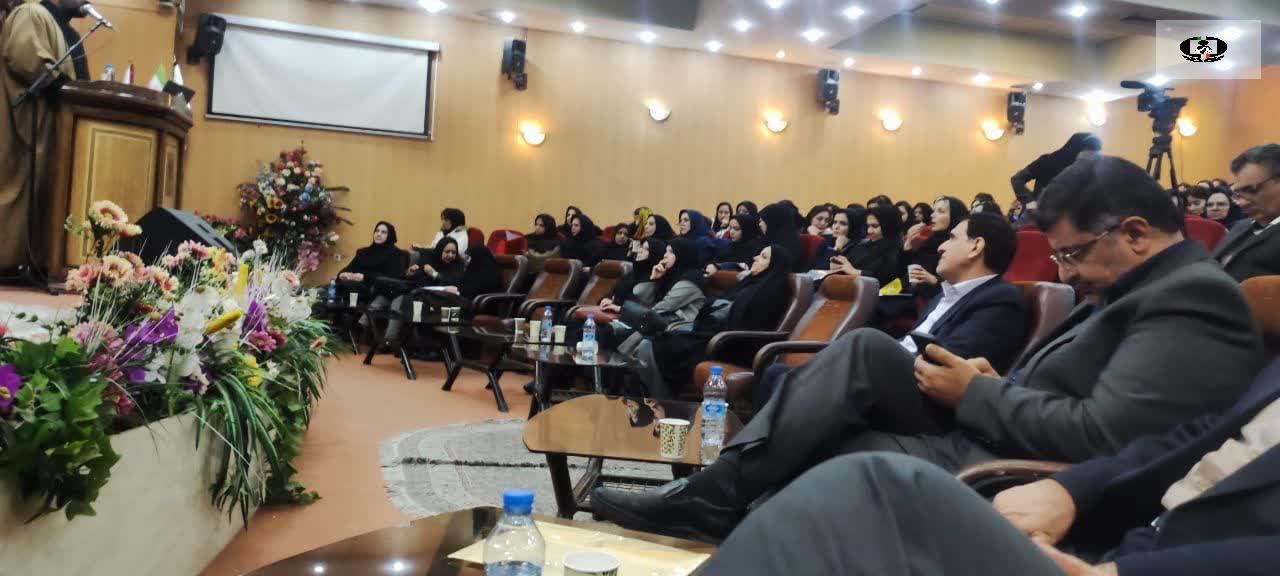 اولین همایش ملی "آسیب های اجتماعی-فرهنگی شهری با تمرکز بر چالش های نوظهور" در غرب استان تهران برگزار شد