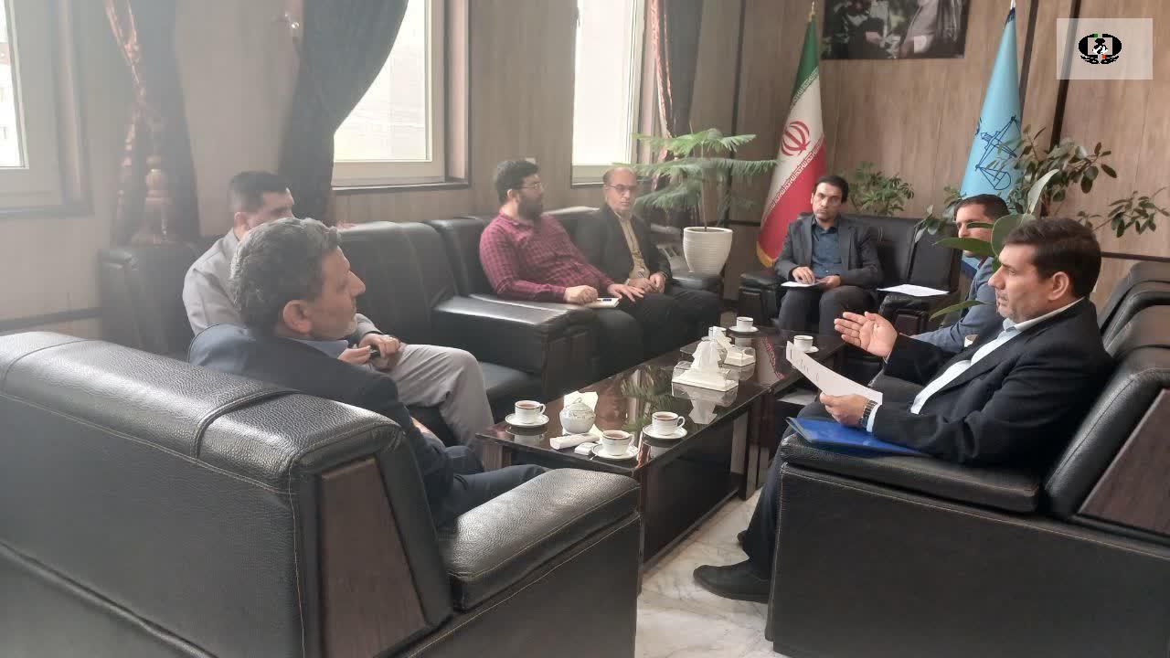 بررسی مشکلات نظارت بر کلینیک های ترک اعتیاد در نشست مدعی العموم مرکز&nbsp; استان خراسان شمالی با متولیان این حوزه
