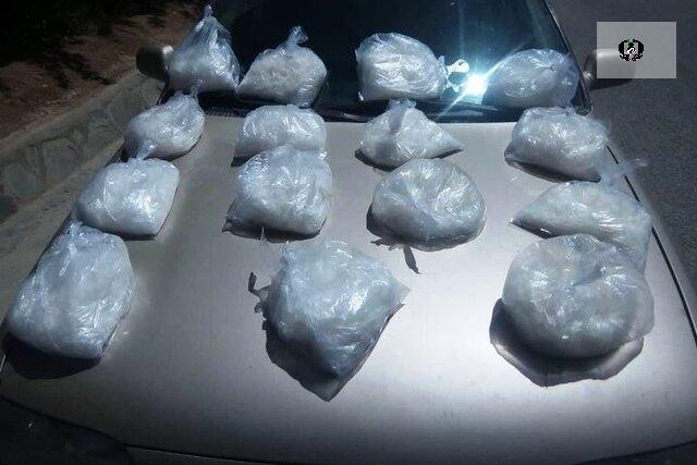 توقیف محموله موادمخدر صنعتی در شرق کرمان؛ ۳ متهم دستگیر شدند