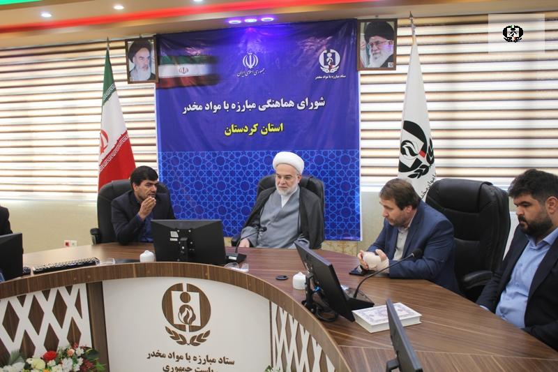 تاکید نماینده ولی فقیه استان کردستان بر حمایت و صیانت از بیماران معتاد