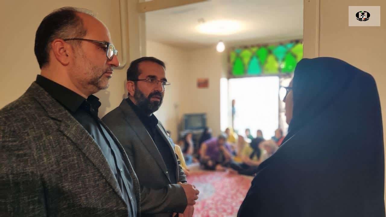 بازدید معاون استانداری مرکزی از مرکز درمانی اقامتی میان مدت بانوان