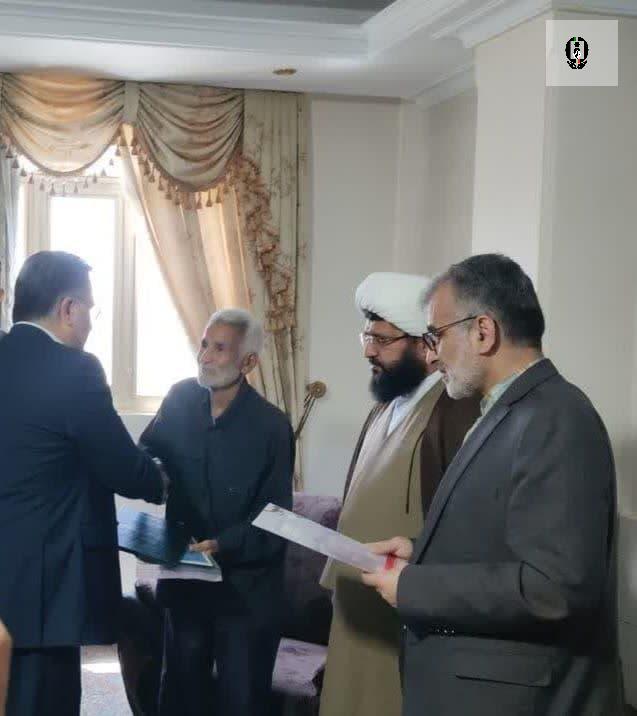 تجلیل از خانواده شهدای مبارزه با مواد مخدر در غرب استان تهران