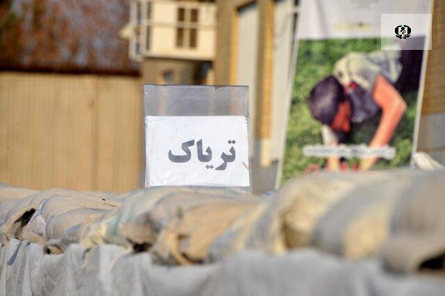 کشف ۳۳ کیلو تریاک و دستگیری ۷۹ معتاد در اردستان