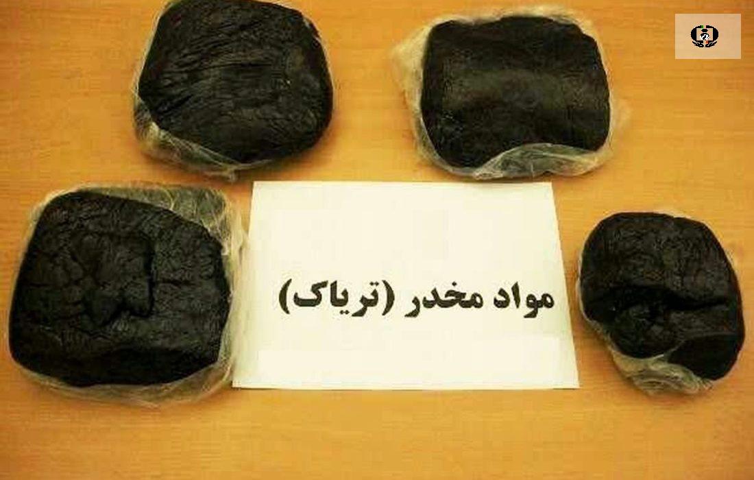 کشف ۵ کیلو و ۳۰۰ گرم موادمخدر در عملیات پلیس آبادان
