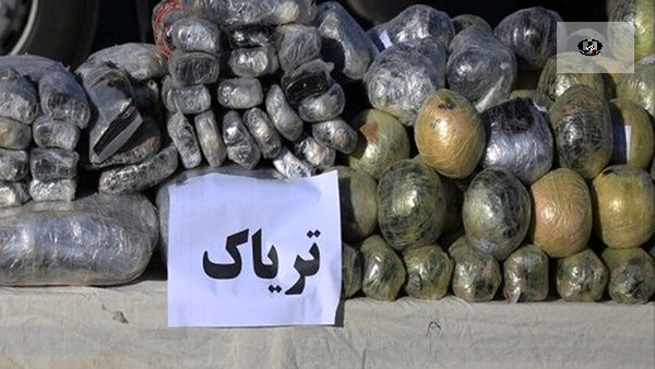 کشف بیش از ۲۵ کیلو تریاک از پژو ۴۰۵ در نهبندان
